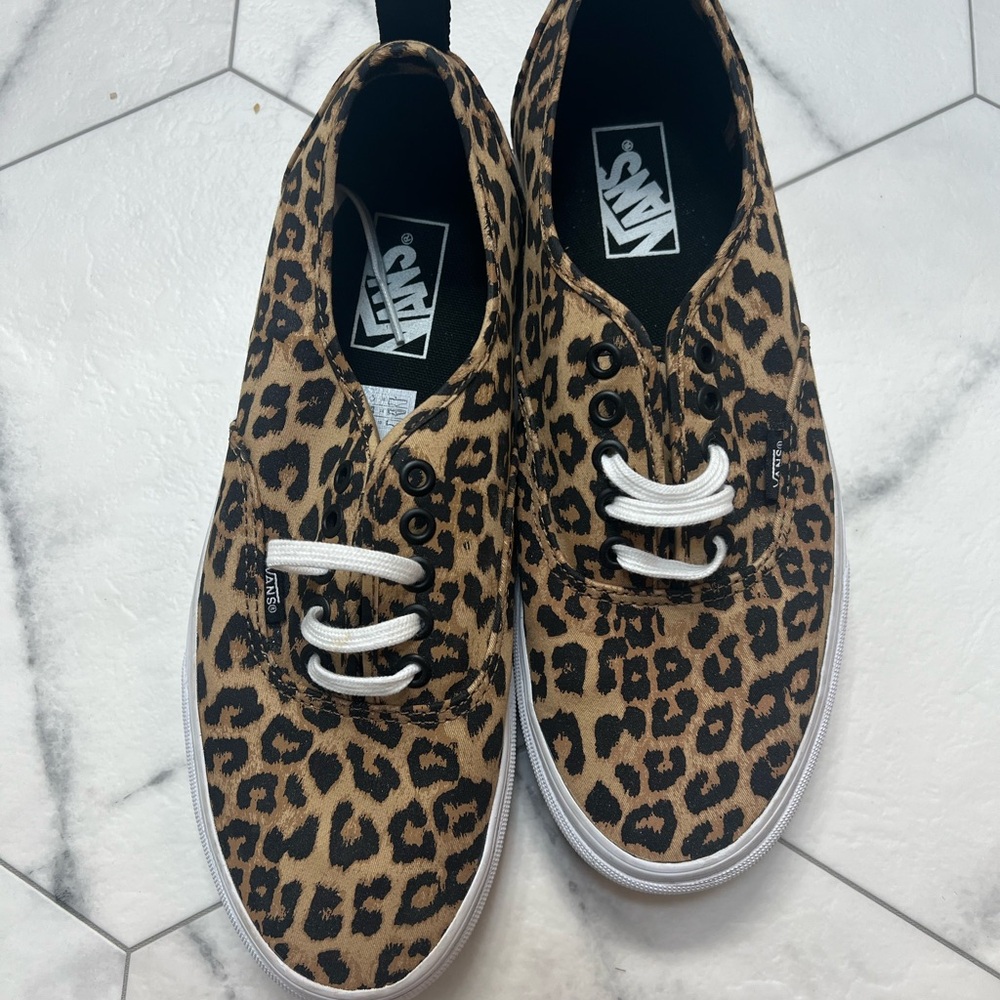 Vans Authenic Leopard Print Shoes Women’s 10